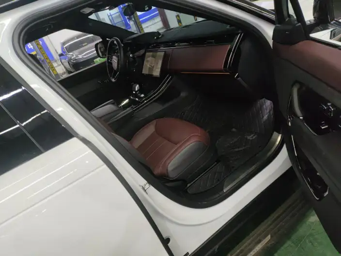 Range Rover Sport 2024 Model 400PS DYNAMIC SE – фото 8