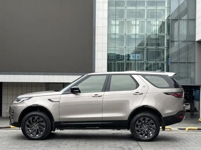 Land Rover Discovery 2021 Model 360PS R-Dynamic S – фото 4