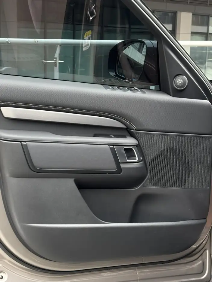 Land Rover Discovery 2021 Model 360PS R-Dynamic S – фото 9