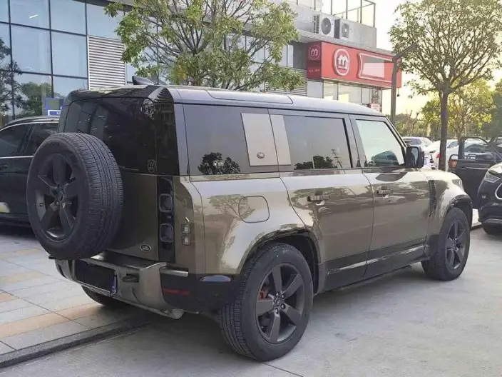 Land Rover Defender 2020 Model 110 X P400 – фото 5