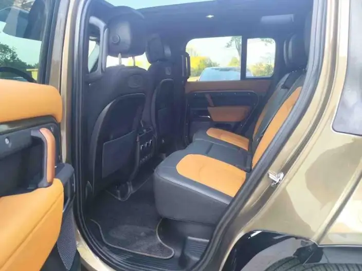 Land Rover Defender 2020 Model 110 X P400 – фото 9