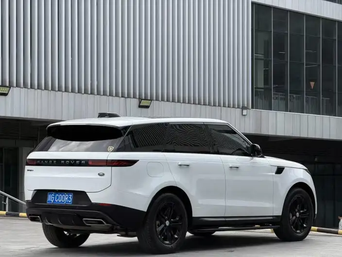 Range Rover Sport 2024 Model 360PS S – фото 7