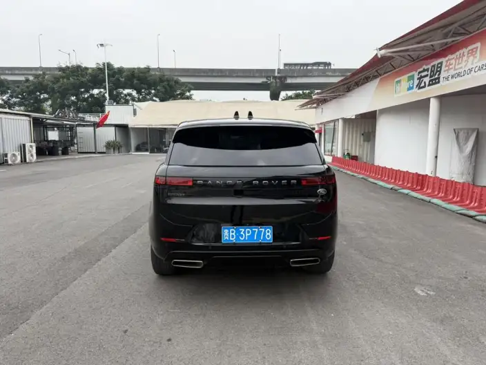Range Rover Sport 2023 Model 3.0 L6 DYNAMIC SE – фото 5