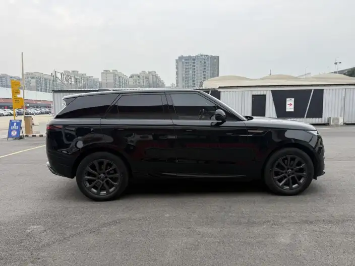 Range Rover Sport 2023 Model 3.0 L6 DYNAMIC SE – фото 7