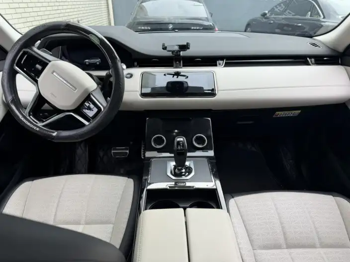 Range Rover Evoque 2021 Model Aurora L 249PS R-Dynamic First Edition First Edition Edition – фото 7