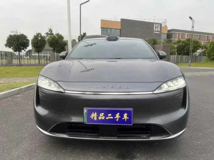 Luxeed R7 2025 Model Extended Range 53.4kWh Ultra 4WD Edition