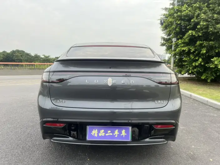 Luxeed R7 2025 Model Extended Range 53.4kWh Ultra 4WD Edition – фото 5