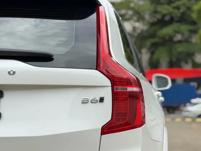 Volvo XC90 2023 Model B6 Smart Elegance Deluxe Edition 7 seat – фото 8