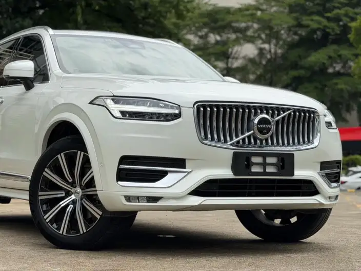 Volvo XC90 2023 Model B6 Smart Elegance Deluxe Edition 7 seat – фото 10