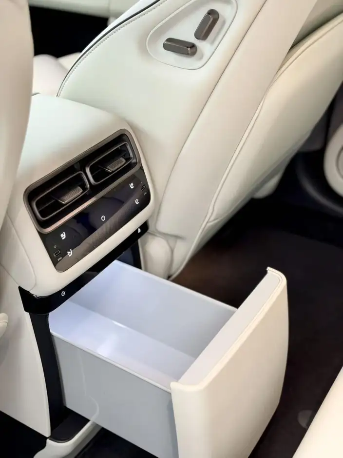 Li Auto i6 2025 Model 2WD Standard Edition – фото 7
