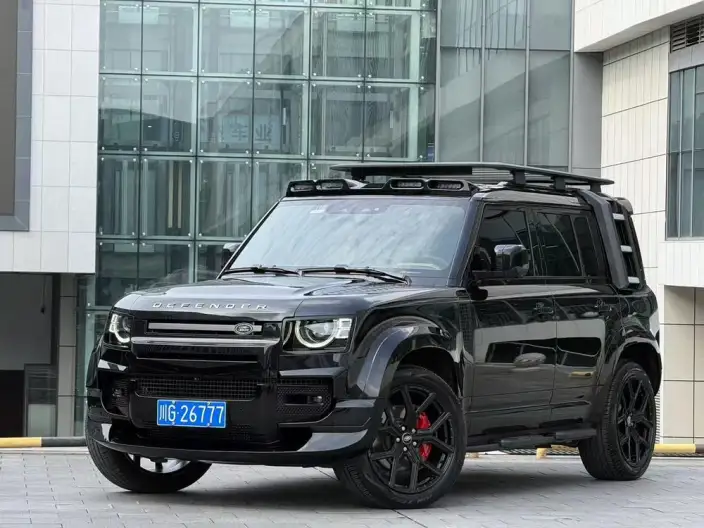Land Rover Defender 2024 Model 110 3.0T P400 X-Dynamic HSE – фото 1