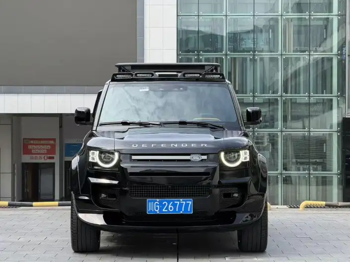 Land Rover Defender 2024 Model 110 3.0T P400 X-Dynamic HSE – фото 2
