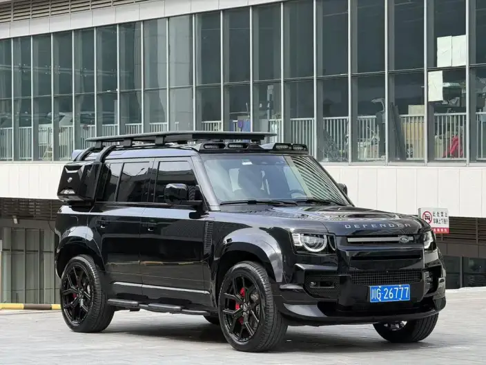 Land Rover Defender 2024 Model 110 3.0T P400 X-Dynamic HSE – фото 3