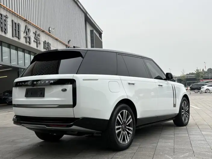 Range Rover 2024 Model 3.0 L6 400PS Shengshi Extended Edition – фото 4
