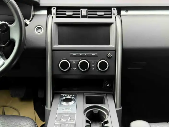 Land Rover Discovery 2020 Model 3.0 V6 30th Anniversary Special Edition – фото 6