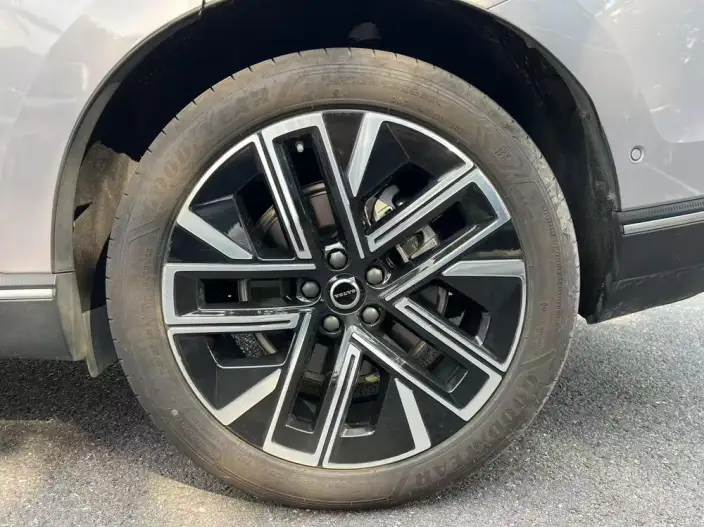 Volvo XC70 2026 Model 4WD Ultra-long Endurance Plus – фото 6