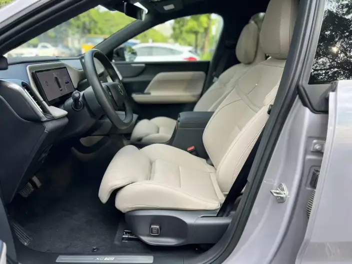 Volvo XC70 2026 Model 4WD Ultra-long Endurance Plus – фото 10