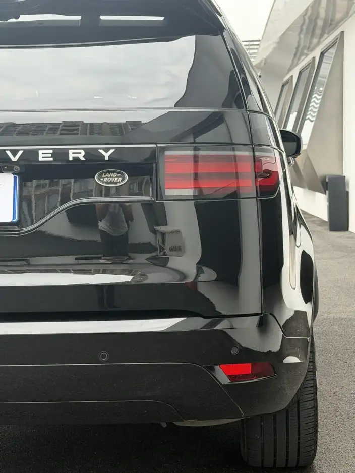Land Rover Discovery 2024 Model 360PS R-Dynamic SE – фото 4