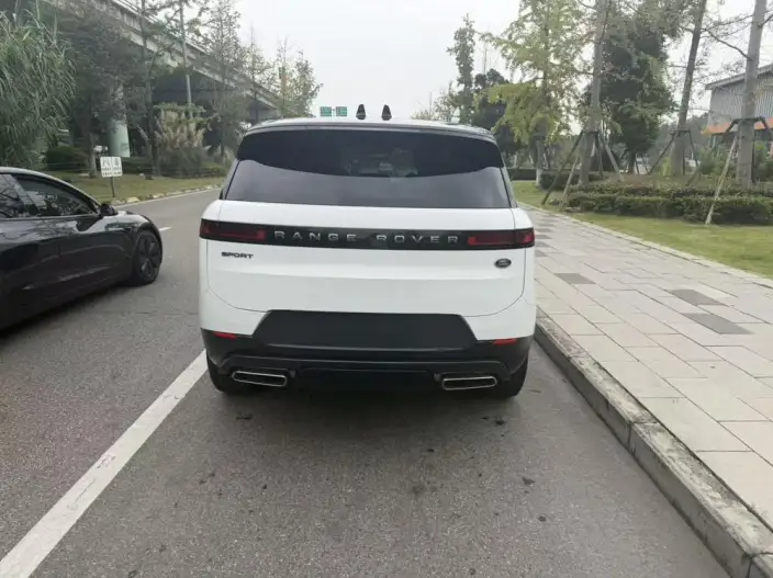 Range Rover Sport 2023 Model 3.0 L6 S – фото 5