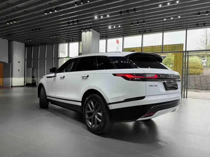 Range Rover Velar 2024 Model Dynamic SE – фото 4