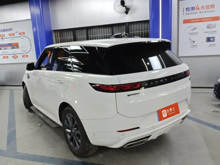 Range Rover Sport 2023 Model 3.0 L6 DYNAMIC SE – фото 4