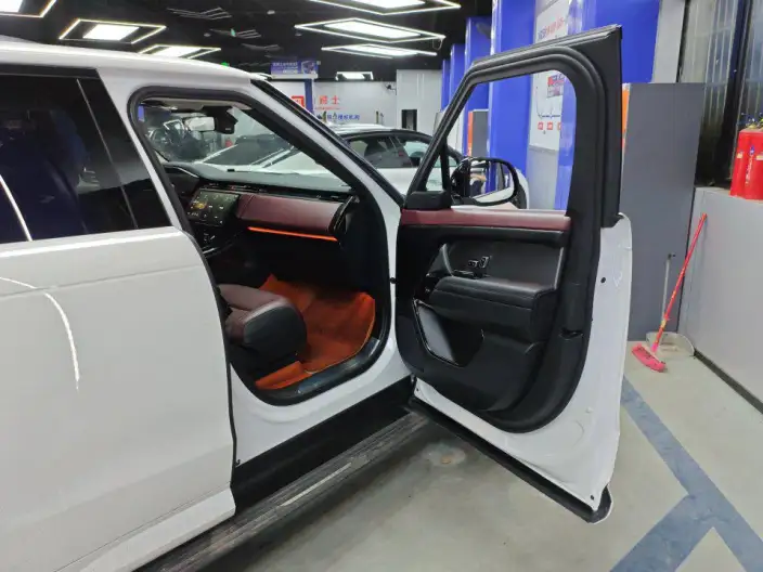 Range Rover Sport 2023 Model 3.0 L6 DYNAMIC SE – фото 5