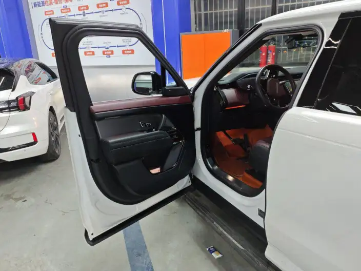 Range Rover Sport 2023 Model 3.0 L6 DYNAMIC SE – фото 10
