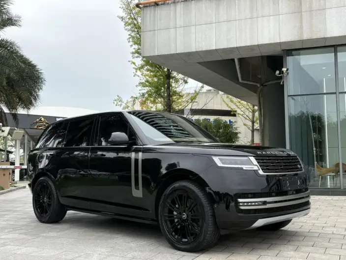 Range Rover 2025 Model 3.0 L6 400PS Shengshi Extended Edition – фото 2