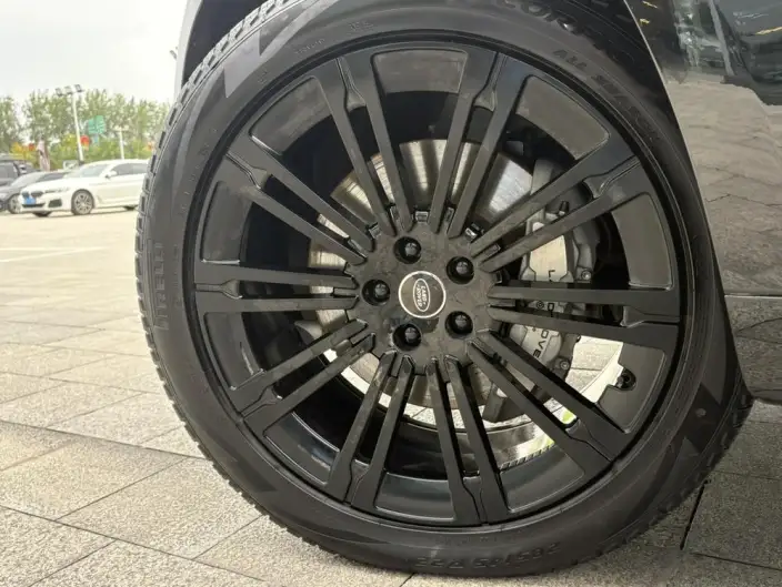 Range Rover 2025 Model 3.0 L6 400PS Shengshi Extended Edition – фото 5