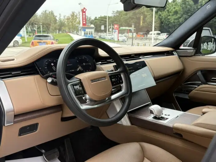 Range Rover 2025 Model 3.0 L6 400PS Shengshi Extended Edition – фото 10