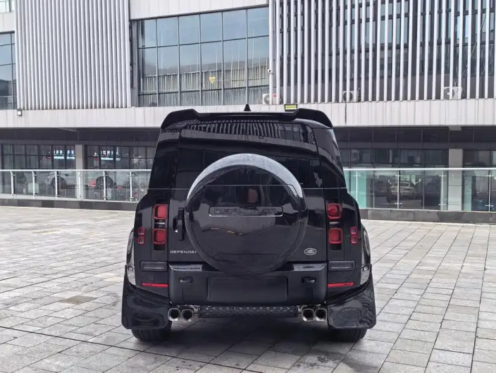 Land Rover Defender 2024 Model 110 3.0T P400 X-Dynamic HSE – фото 5