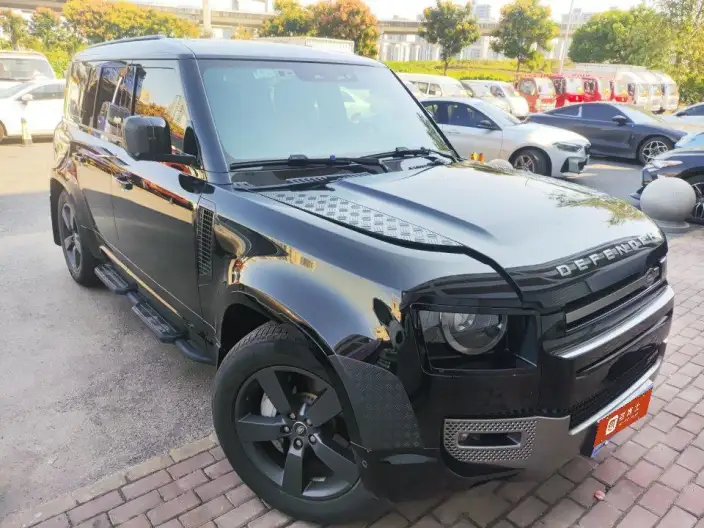 Land Rover Defender 2023 Model Facelift 110 P400 X-Dynamic HSE – фото 2
