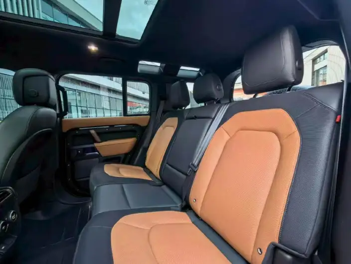 Land Rover Defender 2023 Model Facelift 110 P400 X-Dynamic HSE – фото 9