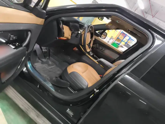 Range Rover Sport 2025 Model 400PS DYNAMIC HSE – фото 6