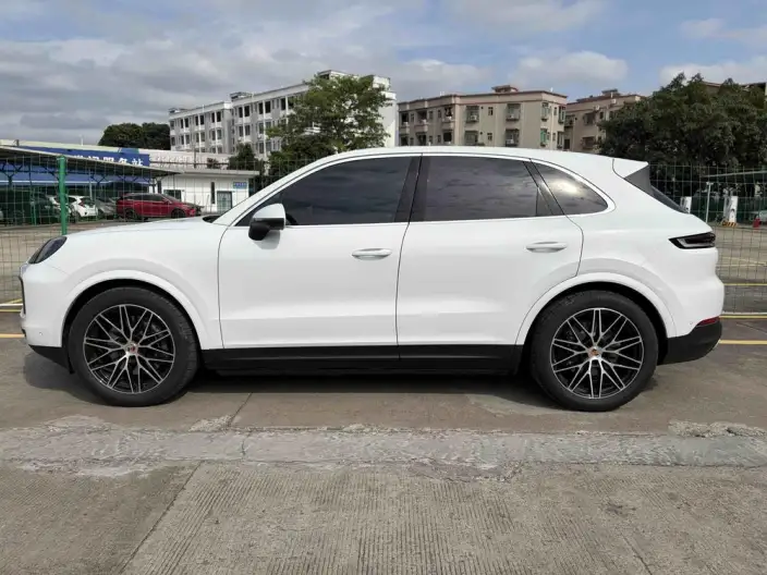 Cayenne 2026 Model Cayenne 3.0T Dream Edition – фото 3