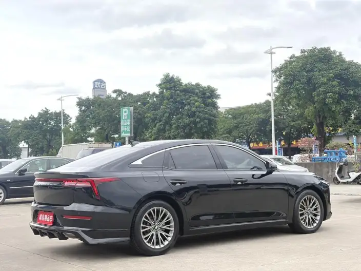 BESTUNE B70 2023 Model Third generation 1.5T Automatic Changxiang Edition Model – фото 7
