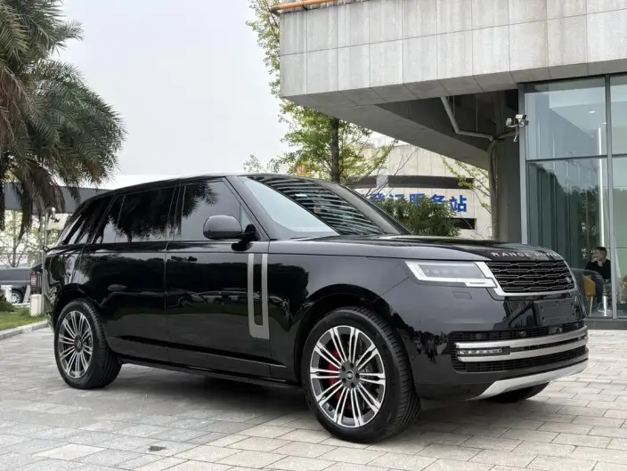 Range Rover 2025 Model 3.0 L6 400PS Shengshi Extended Edition