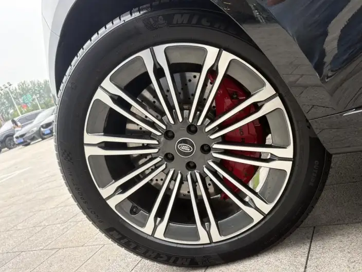 Range Rover 2025 Model 3.0 L6 400PS Shengshi Extended Edition – фото 6