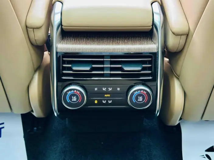 Range Rover 2023 Model 3.0 L6 360PS Shengshi Edition – фото 6