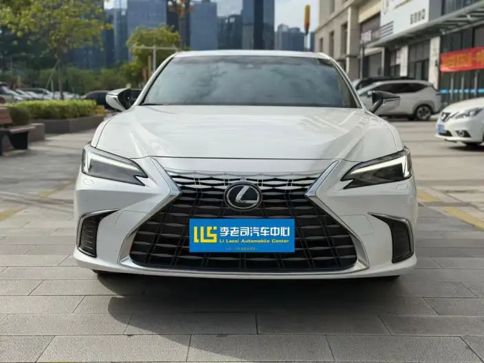 Lexus ES 2025 Model 200 Premium – фото 2