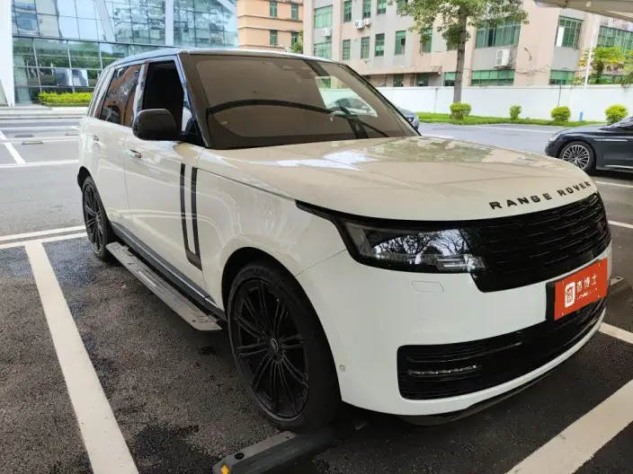 Range Rover 2023 Model 3.0 L6 360PS Shengshi Edition