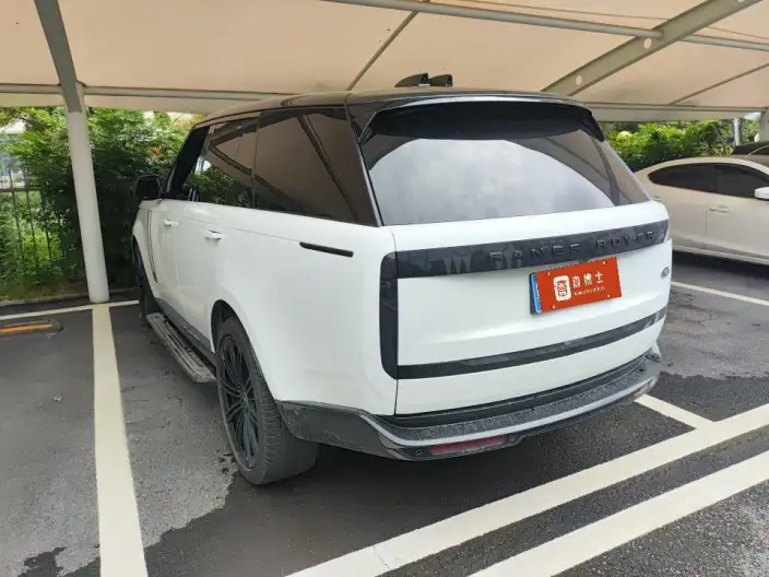 Range Rover 2023 Model 3.0 L6 360PS Shengshi Edition