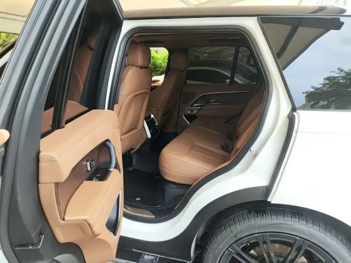 Range Rover 2023 Model 3.0 L6 360PS Shengshi Edition – фото 7