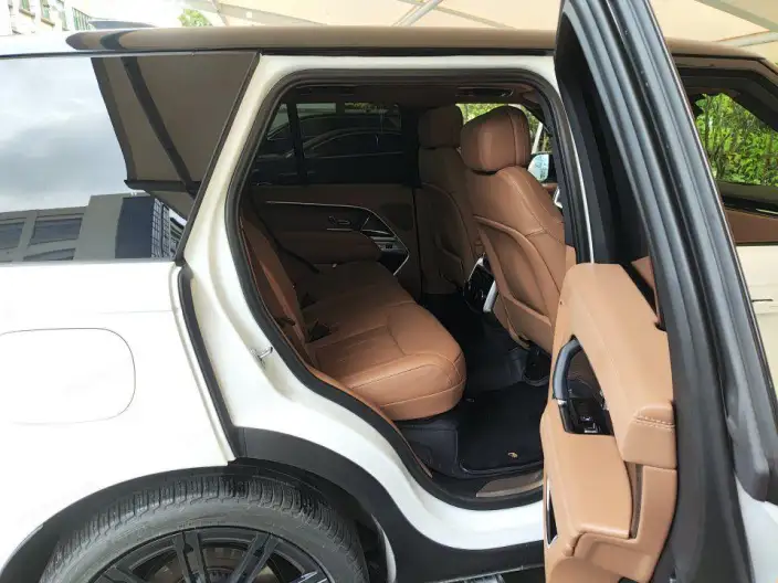 Range Rover 2023 Model 3.0 L6 360PS Shengshi Edition – фото 10