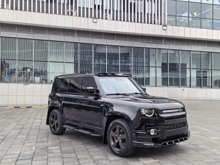 Land Rover Defender 2025 Model 110 3.0T P400 HSE X-Dynamic