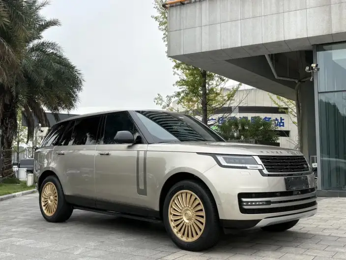 Range Rover 2023 Model Facelift 3.0 L6 400PS Shengshi Extended Edition