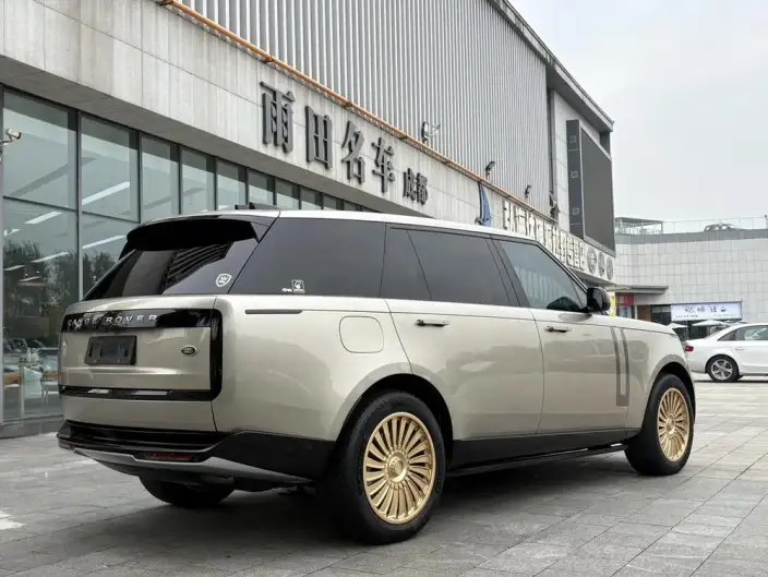 Range Rover 2023 Model Facelift 3.0 L6 400PS Shengshi Extended Edition