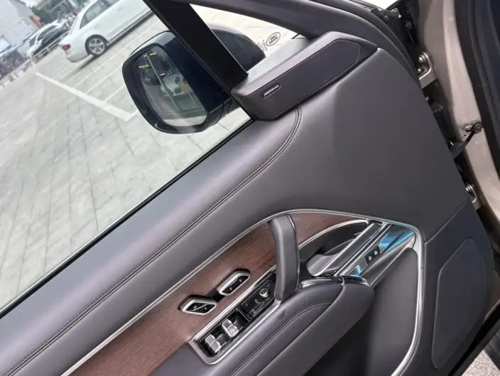 Range Rover 2023 Model Facelift 3.0 L6 400PS Shengshi Extended Edition – фото 5