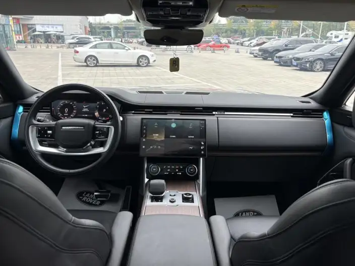 Range Rover 2023 Model Facelift 3.0 L6 400PS Shengshi Extended Edition – фото 9