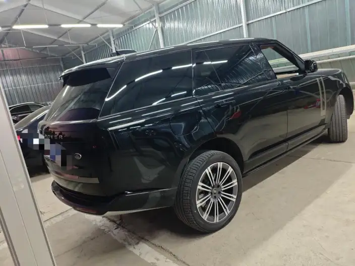Range Rover 2025 Model 3.0 L6 400PS Shengshi Extended Edition